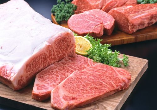 厳選した国産和牛を使用。上野広小路から徒歩一分。濃厚な牛骨の旨味が味わえる牛骨ラーメン専門店。